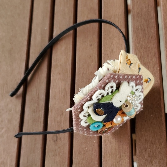 Olivine Sewing Artisan Headband - Picture 2 of 3